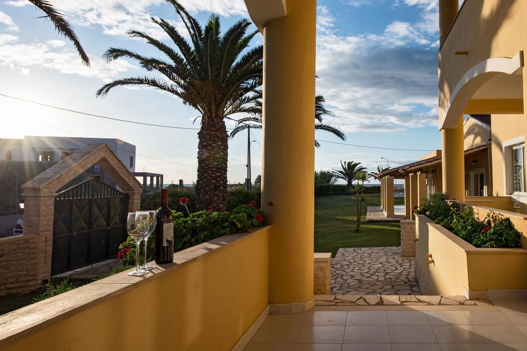 Residence Vista Del Mare Akharavi Extérieur photo