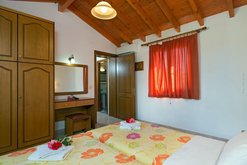 Residence Vista Del Mare Akharavi Extérieur photo